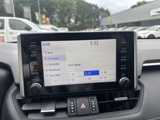 Toyota RAV4 2.5 Hybrid Dynamic ActivLease financial lease