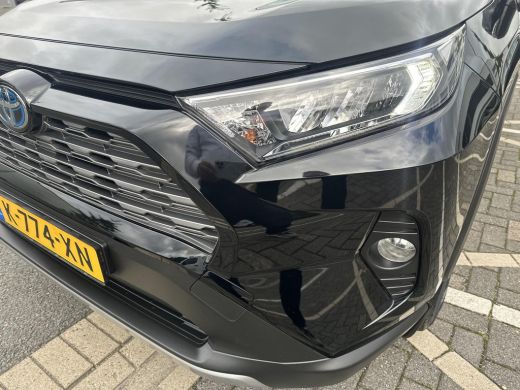 Toyota RAV4 2.5 Hybrid Dynamic ActivLease financial lease