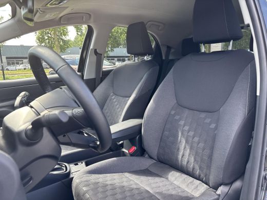 Toyota Yaris 1.5 Hybrid 115 Dynamic | All-in prijs | Automaat | Parkeersensoren ActivLease financial lease