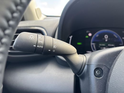 Toyota Yaris 1.5 Hybrid 115 Dynamic | All-in prijs | Automaat | Parkeersensoren ActivLease financial lease