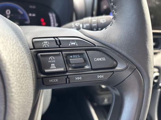 Toyota Yaris 1.5 Hybrid 115 Dynamic | All-in prijs | Automaat | Parkeersensoren ActivLease financial lease