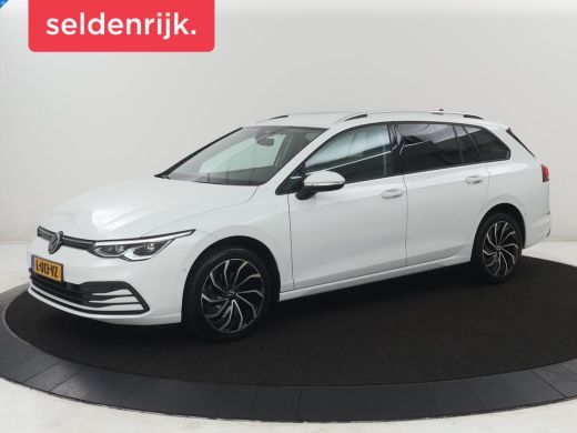 Volkswagen Golf Variant 1.5 eTSI Life Business | Trekhaak | Camera | Stoelverwarming | Apple Carplay | ActivLease financial lease