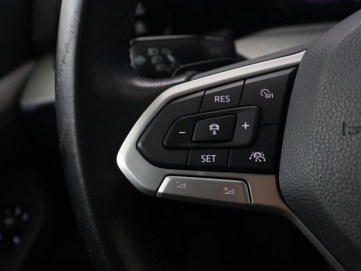 Volkswagen Golf Variant 1.5 eTSI Life Business | Trekhaak | Camera | Stoelverwarming | Apple Carplay | ActivLease financial lease
