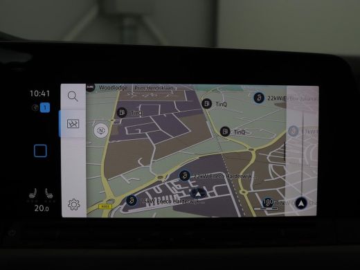 Volkswagen Golf Variant 1.5 eTSI Life Business | Trekhaak | Camera | Stoelverwarming | Apple Carplay | ActivLease financial lease