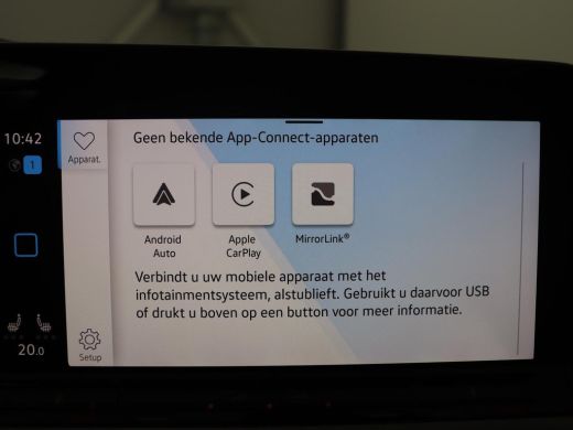 Volkswagen Golf Variant 1.5 eTSI Life Business | Trekhaak | Camera | Stoelverwarming | Apple Carplay | ActivLease financial lease
