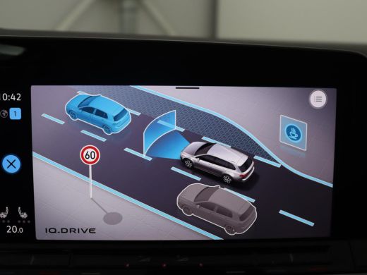 Volkswagen Golf Variant 1.5 eTSI Life Business | Trekhaak | Camera | Stoelverwarming | Apple Carplay | ActivLease financial lease
