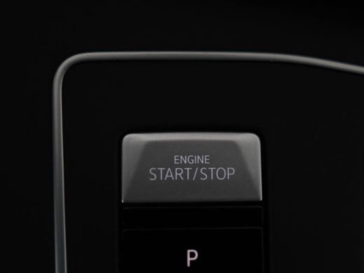 Volkswagen Golf Variant 1.5 eTSI Life Business | Trekhaak | Camera | Stoelverwarming | Apple Carplay | ActivLease financial lease
