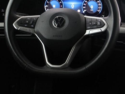 Volkswagen Golf Variant 1.5 eTSI Life Business | Trekhaak | Camera | Stoelverwarming | Apple Carplay | ActivLease financial lease