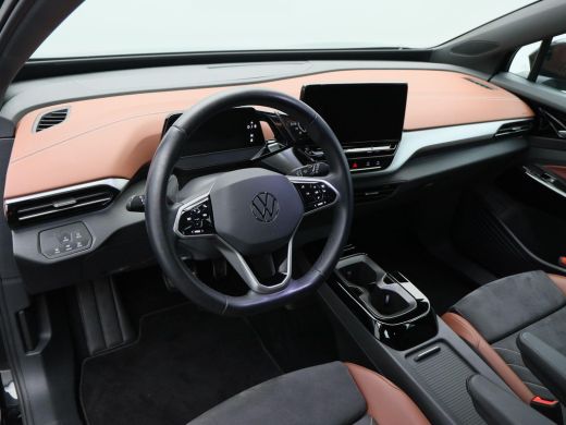 Volkswagen ID.4 Pro Business 77 kWh 204 Pk | Trekhaak | Carplay | Adaptive Cruise | Elektrische Stoelen | Leder S... ActivLease financial lease