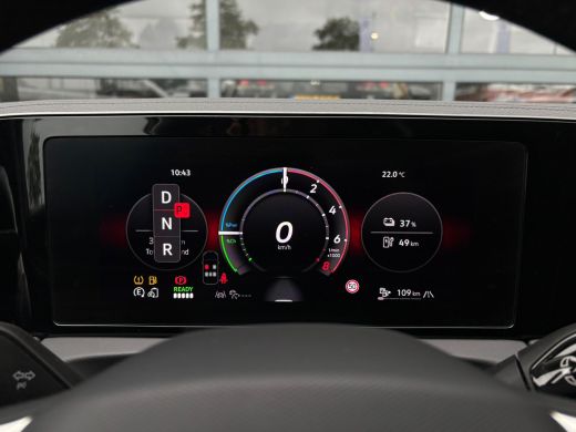 Volkswagen Tiguan 1.5 TSI eHybrid 204 pk Elegance | Wegklapbare Trekhaak | Achteruitrijcamera | Cruise control adap... ActivLease financial lease