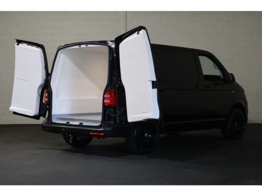 Volkswagen Transporter 2.0 TDI L1 H1 Airco Geisoleerde Laadruimte ActivLease financial lease