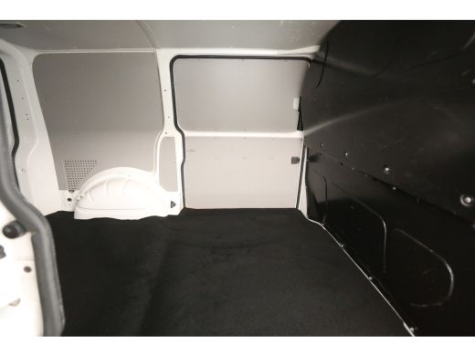 Volkswagen Transporter 2.0 TDI L1H1 | Airco | Cruise | 3 Zits | 2xSchuifdeur | Trekhaak | Parkeersens. ActivLease financial lease