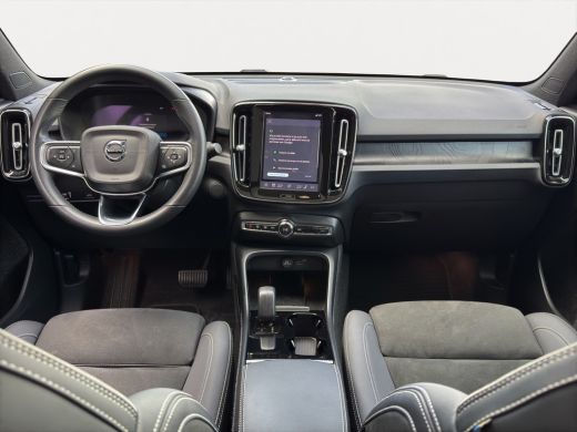 Volvo  C40 Recharge Twin Intro Edition 78 kWh | 360 Camera | Panoramadak | Stuur+Stoelverwarming | Apple Car... ActivLease financial lease