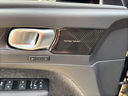 Volvo  C40 Recharge Twin Intro Edition 78 kWh | 360 Camera | Panoramadak | Stuur+Stoelverwarming | Apple Car... ActivLease financial lease