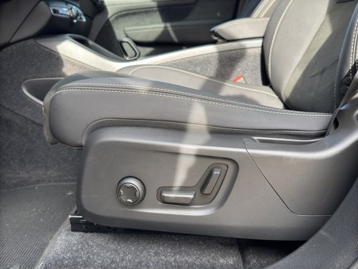 Volvo  C40 Recharge Twin Intro Edition 78 kWh | 360 Camera | Panoramadak | Stuur+Stoelverwarming | Apple Car... ActivLease financial lease