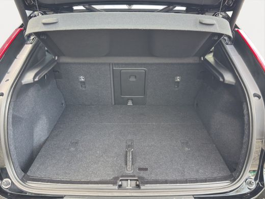 Volvo  C40 Recharge Twin Intro Edition 78 kWh | 360 Camera | Panoramadak | Stuur+Stoelverwarming | Apple Car... ActivLease financial lease