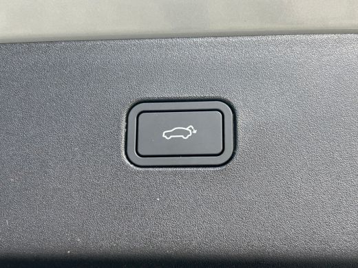 Volvo  EX30 P3 Long Range Plus Europa 69 kWh | Stoel & stuurverwarming | Black pakket | Pilot Assist | Harman... ActivLease financial lease