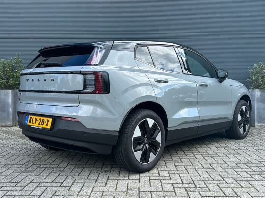 Volvo  EX30 P3 Long Range Plus Europa 69 kWh | Stoel & stuurverwarming | Black pakket | Pilot Assist | Harman... ActivLease financial lease