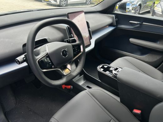 Volvo  EX30 P3 Long Range Plus Europa 69 kWh | Stoel & stuurverwarming | Black pakket | Pilot Assist | Harman... ActivLease financial lease