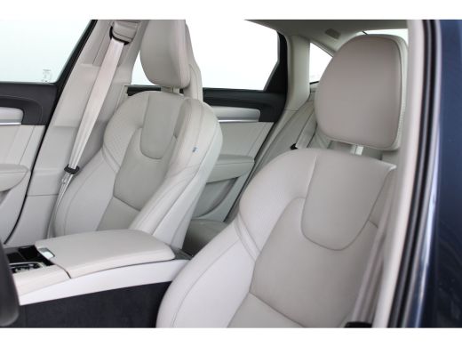 Volvo  S90 2.0 T8 AWD Inscription | 360&deg;-camera | Achterbank elektrisch neerklapbaar | Achteropkomend verkee... ActivLease financial lease