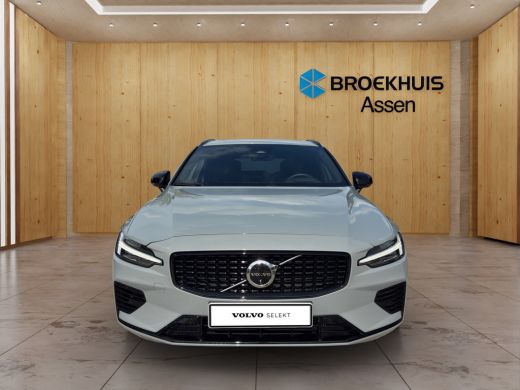 Volvo  V60 2.0 T8 Plug-in hybrid AWD Plus Dark | Trekhaak | Harman Kardon | Stoel + Stuur Verwarming | 360 C... ActivLease financial lease