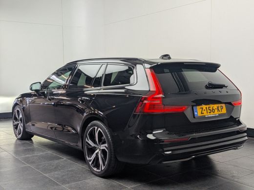 Volvo  V60 2.0 T8 Plug-in hybrid AWD Ultimate Dark | 360 Camera | 19' | HUD | Panoramadak | Stuur+Stoel(en)v... ActivLease financial lease