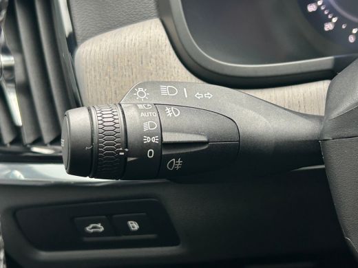 Volvo  V90 2.0 T8 Plug-in hybrid AWD Ultra Dark | Luchtvering | Massage | Bowers&Wilkins | SoH97% | HU-Displ... ActivLease financial lease