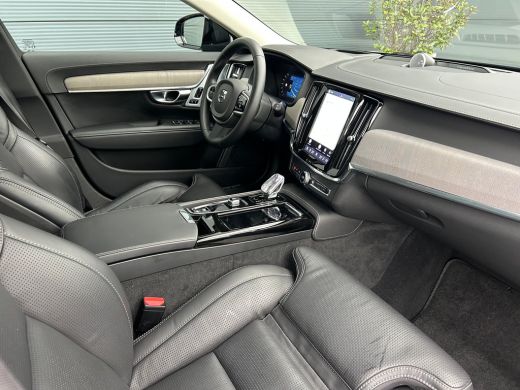 Volvo  V90 2.0 T8 Plug-in hybrid AWD Ultra Dark | Luchtvering | Massage | Bowers&Wilkins | SoH97% | HU-Displ... ActivLease financial lease