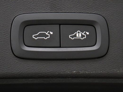 Volvo  XC40 1.5 T2 Business Pro | 1e eigenaar | Trekhaak | Carplay | Navigatie | Adaptive cruise | Side Assis... ActivLease financial lease
