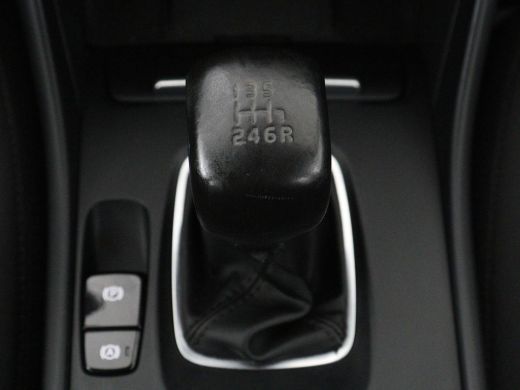 Volvo  XC40 1.5 T2 Business Pro | 1e eigenaar | Trekhaak | Carplay | Navigatie | Adaptive cruise | Side Assis... ActivLease financial lease