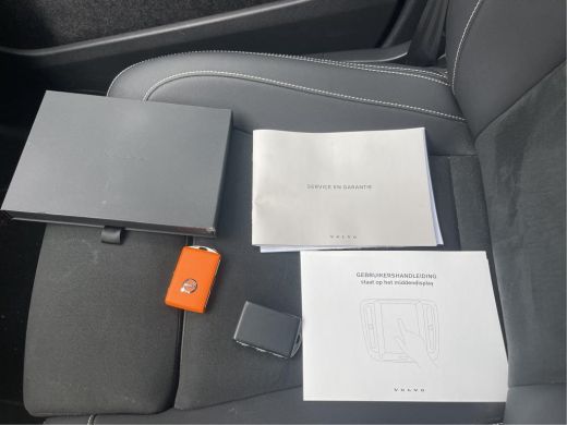 Volvo  XC40 1.5 T4 Plug-in hybrid Ultimate Bright NL-AUTO | PANODAK | TREKHAAK | HARMAN KARDON ActivLease financial lease