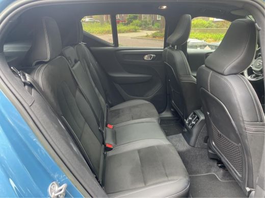 Volvo  XC40 1.5 T4 Plug-in hybrid Ultimate Bright NL-AUTO | PANODAK | TREKHAAK | HARMAN KARDON ActivLease financial lease