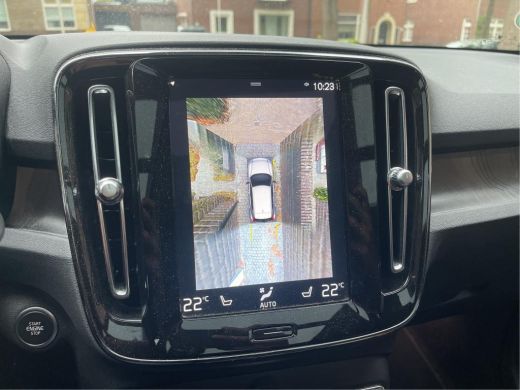 Volvo  XC40 1.5 T4 Plug-in hybrid Ultimate Bright NL-AUTO | PANODAK | TREKHAAK | HARMAN KARDON ActivLease financial lease