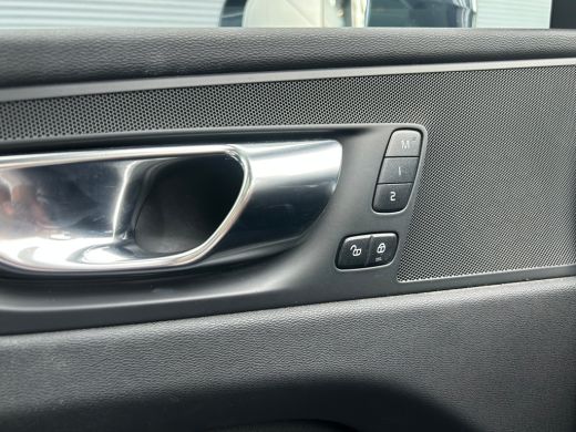 Volvo  XC60 2.0 T6 Long Range AWD Inscription | Luchtvering | Trekhaak | SoH 97% | HU-Display | 360 camera | ... ActivLease financial lease