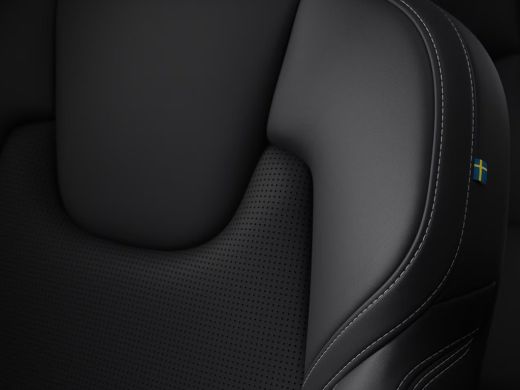 Volvo  XC60 2.0 T8 Plug-in hybrid AWD Ultra Dark Exec. Ed. | Achterbank verwarmd | Apple Carplay/Android Auto... ActivLease financial lease