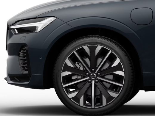 Volvo  XC60 2.0 T8 Plug-in hybrid AWD Ultra Dark Exec. Ed. | Achterbank verwarmd | Bowers & Wilkins audiosyst... ActivLease financial lease