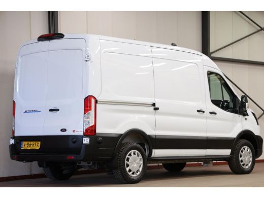 Ford E-Transit 350 L2H2 Trend 68 kWh ActivLease financial lease