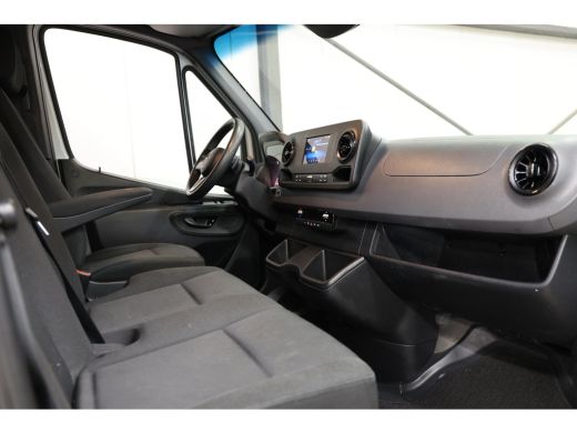 Mercedes-Benz Sprinter 2.2 CDI AUTOMAAT L2H2 IMPERIAAL TREKHAAK ActivLease financial lease