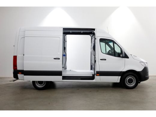 Mercedes-Benz Sprinter 317 CDI 170pk 9G Automaat L2H2 RWD Airco/2x Schuifdeur/Trekhaak 3500kg 05-2022 ActivLease financial lease