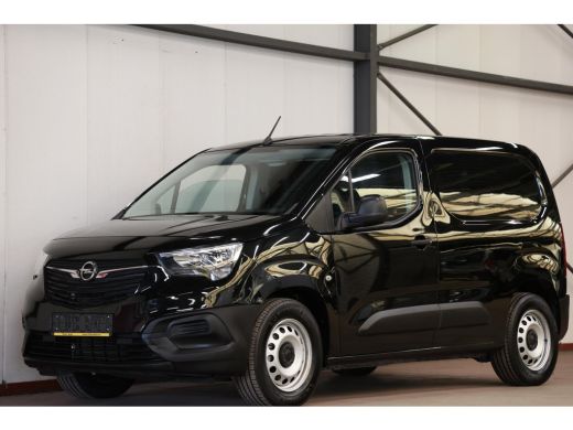 Opel Combo-e L1H1 50 kWh AIRCO PDC ActivLease financial lease