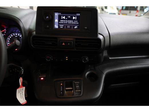 Opel Combo-e L1H1 50 kWh AIRCO PDC ActivLease financial lease