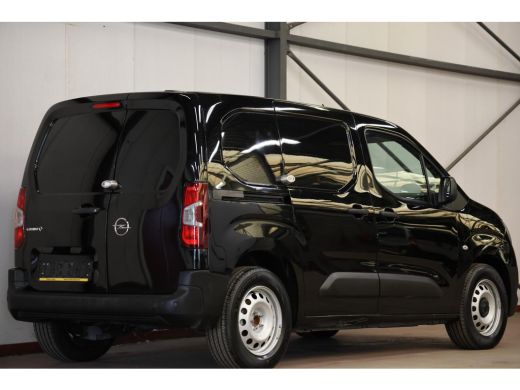 Opel Combo-e L1H1 50 kWh AIRCO PDC ActivLease financial lease