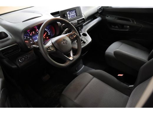 Opel Combo-e L1H1 50 kWh AIRCO PDC ActivLease financial lease