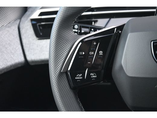 Peugeot 5008 GT | Adaptieve cruise control met Stop&Go functie | LED 3D-achterlichten | Pack Safety Plus ActivLease financial lease