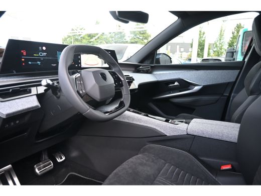 Peugeot 5008 GT | Adaptieve cruise control met Stop&Go functie | LED 3D-achterlichten | Pack Safety Plus ActivLease financial lease
