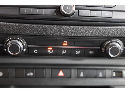Peugeot Expert 2.0 BlueHDI 120 L3H1 LANG 2500KG TREKVERMOGEN ActivLease financial lease