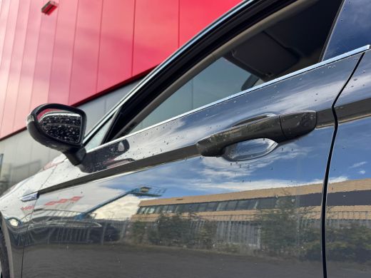 Volkswagen Passat Variant 1.4 TSI PHEV GTE Business | Navigatie | Carplay | Camera | Elek. Stoel | Massage | Stoelv... ActivLease financial lease
