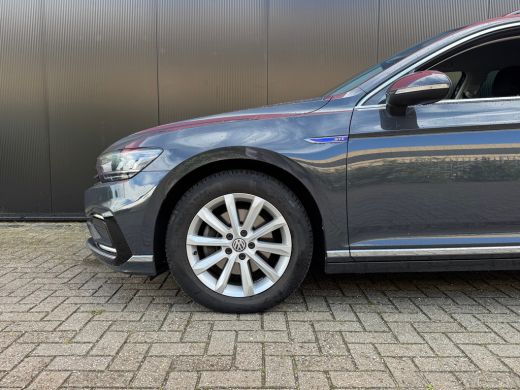 Volkswagen Passat Variant 1.4 TSI PHEV GTE Business | Navigatie | Carplay | Camera | Elek. Stoel | Massage | Stoelv... ActivLease financial lease