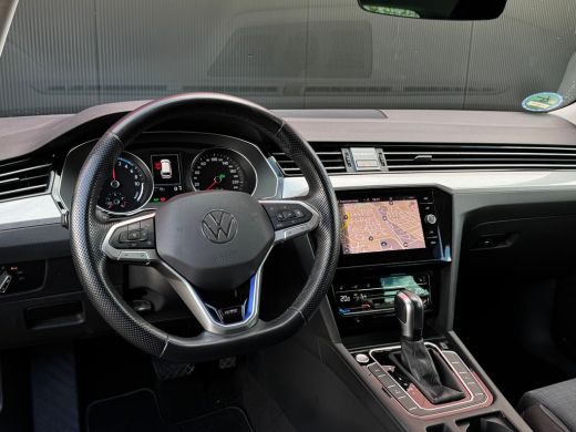Volkswagen Passat Variant 1.4 TSI PHEV GTE Business | Navigatie | Carplay | Camera | Elek. Stoel | Massage | Stoelv... ActivLease financial lease