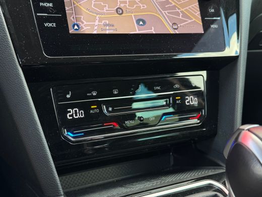Volkswagen Passat Variant 1.4 TSI PHEV GTE Business | Navigatie | Carplay | Camera | Elek. Stoel | Massage | Stoelv... ActivLease financial lease